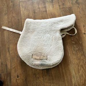 English saddle pad